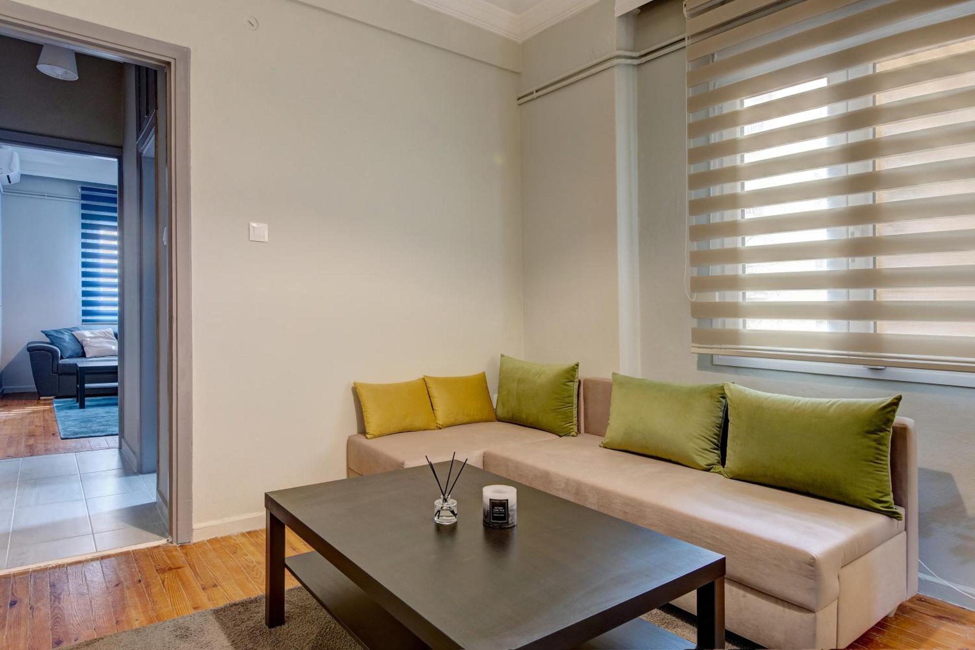 Aristotelous Family & Friends Two Bedrooms & Two Living Rooms Apt Thessaloniki Exterior photo